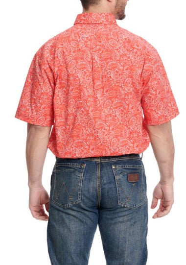 Wrangler Men’s George Strait Collection Red Paisley Short Sleeve Western Shirt 112346542